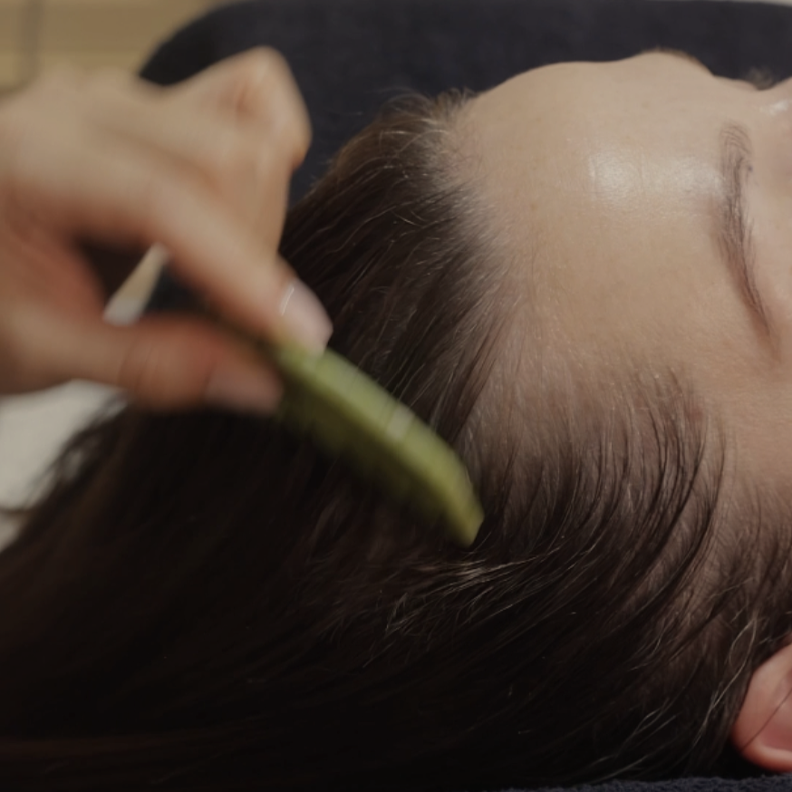 Head Massage w/Jade Comb Add On