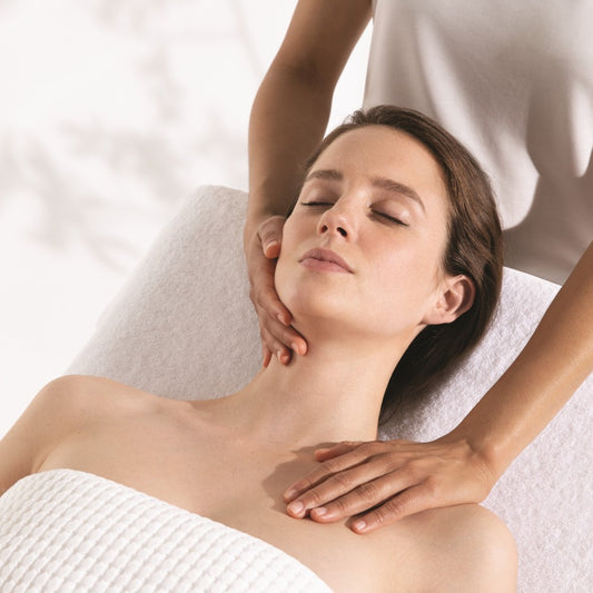 Yon-Ka Youth Facial (Under 18)